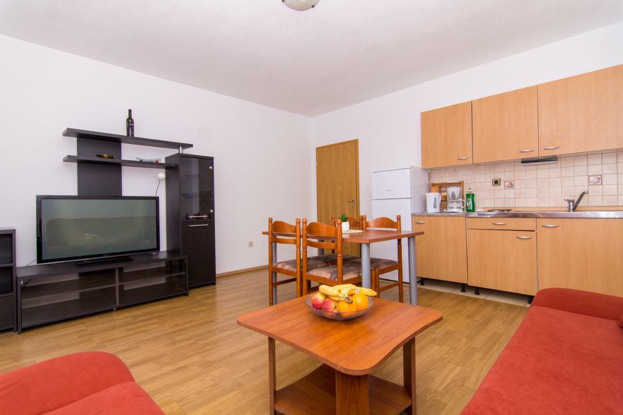 Apartments Jozic Seget Vranjica Exterior foto
