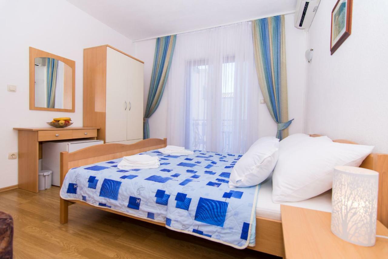 Apartments Jozic Seget Vranjica Exterior foto