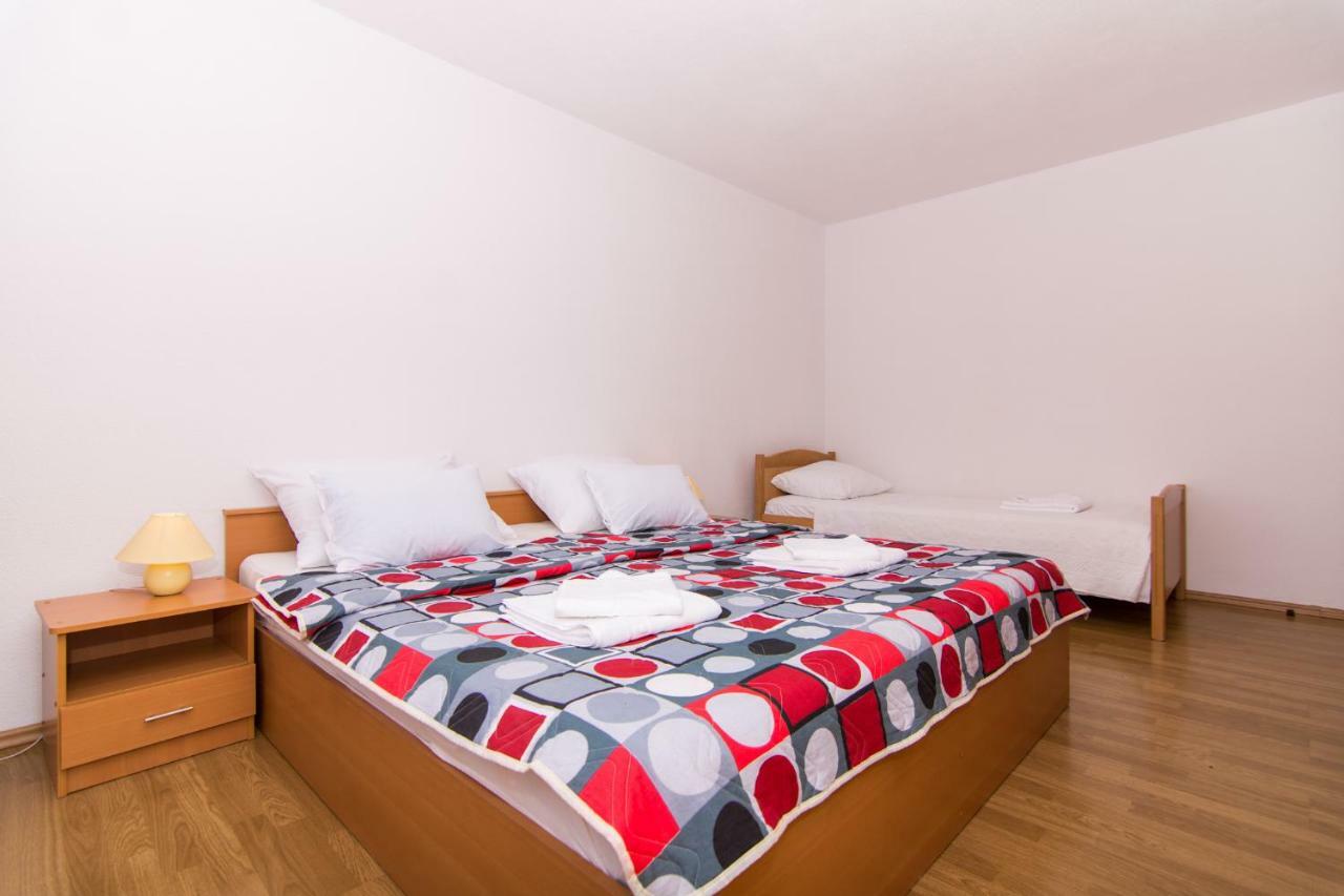 Apartments Jozic Seget Vranjica Exterior foto